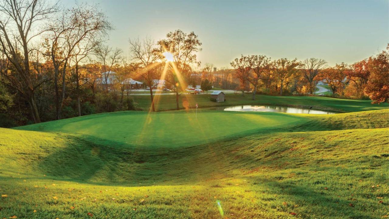 Holiday Inn Club Vacations Fox River Resort At Sheridan Bagian luar foto