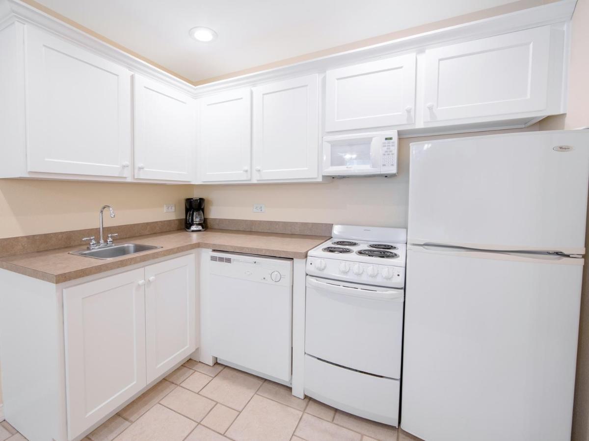 Holiday Inn Club Vacations Fox River Resort At Sheridan Bagian luar foto